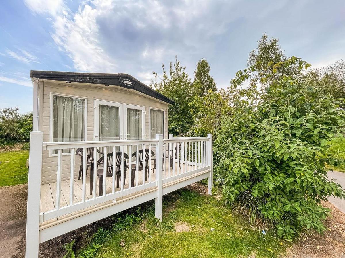 Отель Beautiful 6 Berth Caravan With Decking At Southview Holiday Park Ref 33024O Скегнесс Экстерьер фото